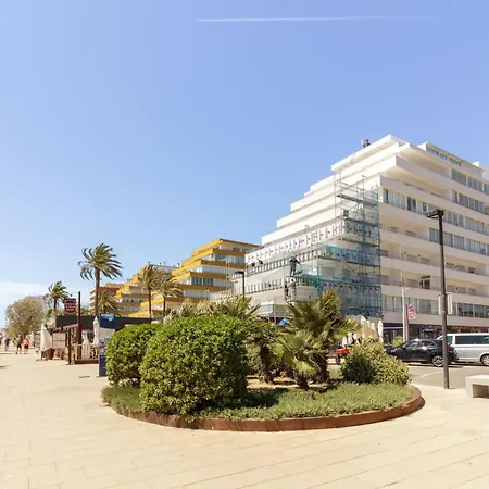 En Primera Línea De Playa Center Apartamento *