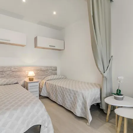 Appartement En Primera Linea De Playa Center *