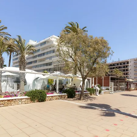 En Primera Línea De Playa Center Apartamento